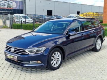 Volkswagen Passat B8 Variant 2.0 TDI BlueMotion SCR 150KM 2016 Volkswagen Passat 2.0 150Ps DSG Navi Alu Zarej.PL Gwarancja 2.0 Diesel, zdjęcie 31