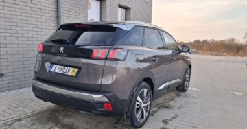 Peugeot 3008 II Plug-In Hybrid Facelifting 1.6 HYBRID 225KM 2021 Peugeot 3008 Peugeot 3008 225 e-EAT8 Allure Pack 1.6 Hybryda Plug-in 225KM, zdjęcie 3