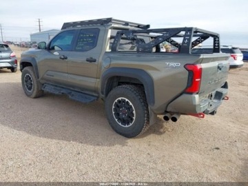 Toyota Tacoma II 2024 Toyota Tacoma 2024r., 4x4, 2.4L 2.4 Hybryda 278KM, zdjęcie 2