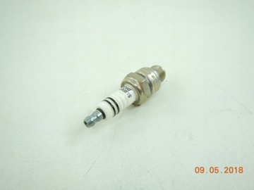 СВЕЧА ЗАЖИГАНИЯ BOSCH WR8BC+ 0242229657 НОВАЯ