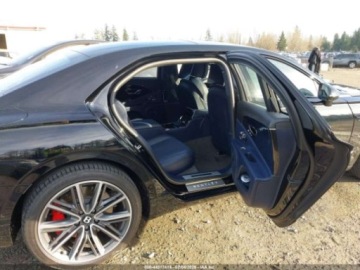 Bentley Continental III 2022 Bentley Flying Spur V8 2022 4.0 Benzyna 542KM, zdjęcie 13