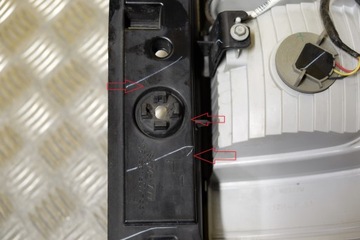 FORD EXPEDITION 2018- SVĚTLO ZADNÍ LEVÝ USA