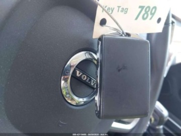 Volvo S60 III 2019 Volvo S60 2019 Volvo S60 T6 AWD Momentum 2.0 Benzyna 316KM, zdjęcie 9