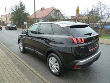 Peugeot 3008 II Crossover 1.2 PureTech 130KM 2018 Peugeot 3008 NAWIGACJAKAMERA COFANIAAUTOMATGWARANCJA 1.2 Benzyna 131KM, zdjęcie 3