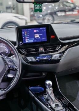 Toyota C-HR I Crossover Facelifting 1.8 Hybrid 122KM 2023 Toyota C-HR 1.8 Hybrid GPF GR Sport 1.8 Hybryda 122KM, zdjęcie 22