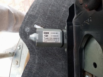 BMW E65 E66 SLOUPEC VOLANT MOTOREK 6908962