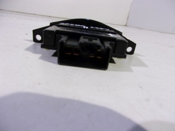 MAZDA MPV II PŘEPÍNAČ DMYCHADLA VENTILACE