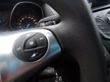 Ford Focus III Hatchback 5d 1.6 Duratorq TDCi DPF 115KM 2011 FORD FOCUS 1.6 TDCI Z NIEMIEC, zdjęcie 17