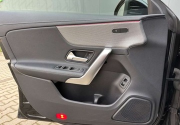 Mercedes CLA C118/X118 2021 Mercedes-Benz CLA Mercedes-Benz CLA 180 d Shooting Brake 8G-DCT Progressiv, zdjęcie 31