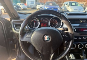 Alfa Romeo Giulietta Nuova II Hatchback 5d 1.4 TB 16v 120KM 2010 Alfa Romeo Giulietta Alfa Romeo Giulietta 1.4 Benzyna 120KM, zdjęcie 12