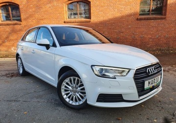 Audi A3 8V Sportback 5d Facelifting 1.4 TFSI COD Ultra 150KM 2017 Audi A3 Sportback FULL LED Nawigacja Serwis GetHelp 1.4 Benzyna