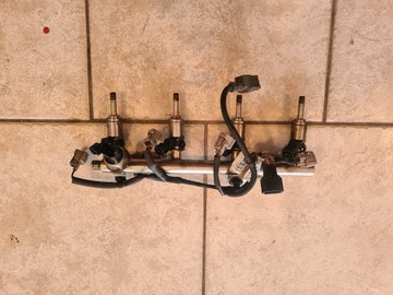 Listwa wtryskowa Nissan OE 175204385R
