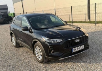 Ford Kuga III 2023 Ford Kuga 4x4 1.5 Benz 182 KM 2023r Warszawa 1.5 Benzyna 182KM, zdjęcie 3