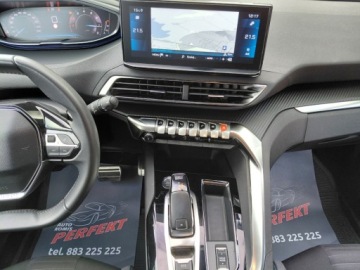 Peugeot 3008 II Crossover Facelifting  1.2 PureTech 130KM 2023 Peugeot 3008 Full LED Navi Kamera Klimatronik Asystent pasa 1.2 Benzyna, zdjęcie 19