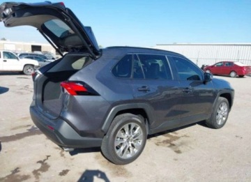 Toyota RAV4 V 2024 Toyota RAV4 2024, 2.5L, XLE PREMIUM, po gradobiciu 2.5 Benzyna 203KM, zdjęcie 4