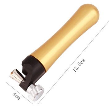 Набор зажимов для крепления инструмента.