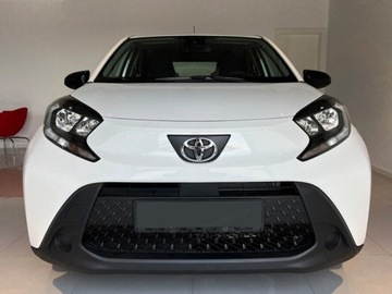Toyota Aygo X 1.1 VVT-i 72KM 2025 Od ręki - Comfort 1.0 benzyna 72KM | Tempomat adaptacyjny!, zdjęcie 1