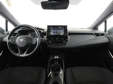 Toyota Corolla XII Hatchback 1.2 Turbo D-4T 116KM 2019 Toyota Corolla Historia serwisowa ASO navi Kamera, zdjęcie 14