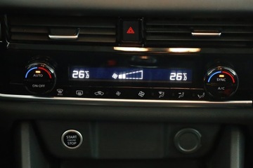 Nissan Qashqai III Crossover 1.3 DIG-T MHEV 140KM 2022 Nissan Qashqai 1.3 DIG-T MHEV, Salon Polska, zdjęcie 11