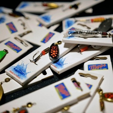 BŁYSTKA Mepps AGLIA MICROPIGMENTS rainbo TROUT nr3