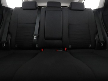 Toyota Auris II Touring Sports Facelifting 1.8 Hybrid 136KM 2017 Toyota Auris hybryda kamera tempomat Bluetooth, zdjęcie 17