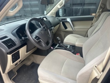 Toyota Land Cruiser VII 2022 TOYOTA LAND CRUISER PRADO (_J15_) 2.8 D-4D (GDJ150_, GDJ155_) 177 KM, zdjęcie 4