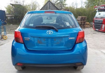 Toyota Yaris III Hatchback 5d Facelifting 1.4 D-4D 90KM 2014 Toyota Yaris Okazja 1.4 Diesel 90KM, zdjęcie 6