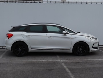 DS 5 Hatchback (Citroen) 2.0 HDi Hybrid4 200KM 2013 Citroen DS5 Hybrid4 Airdream, 197 KM, 4X4, zdjęcie 5