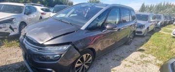 Citroen C4 Spacetourer Van 1.2 PureTech 131KM 2018 Citroen C4 SpaceTourer 102018r, 1.2 Benzyna. Lekko uszkodzony tyl i przod., zdjęcie 1