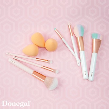 Donegal Кисть для макияжа, для моделирования лица, слегка скошенная кисть