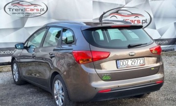Kia Ceed II Kombi 1.6 CRDi 128KM 2013 Kia Ceed 1.6 128 KM bezwypadkowa zarejestrowana oryginalny przebieg 1.6, zdjęcie 5
