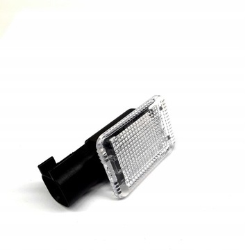 VOLVO C30 C70 S40 V50 lampka oswietlenia kabiny OE