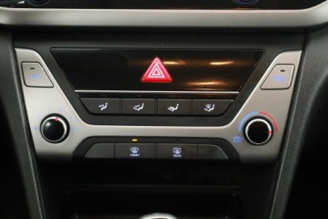 Hyundai Elantra VI Sedan 1.6 MPI 128KM 2017 Hyundai Elantra 1.6 CVVT, Salon Polska, zdjęcie 9