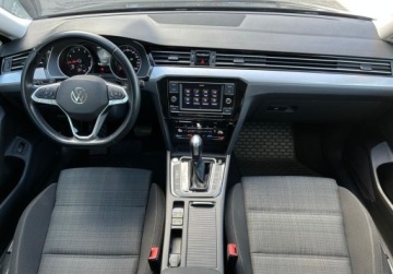 Volkswagen Passat B8 Limousine Facelifting 1.5 TSI EVO 150KM 2021 Volkswagen Passat Business Pakiet Travel Assist, ACC, ergoComfort z masaz, zdjęcie 3
