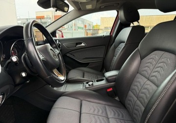 Mercedes GLA I Off-Roader Facelifting 1.6 200 156KM 2019 Mercedes-Benz GLA 1.6 T 156KM AT7 Style Salon PL ASO 1.6 Benzyna 156KM, zdjęcie 14