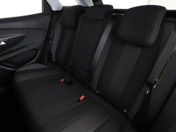 Peugeot 3008 II Crossover 1.2 PureTech 130KM 2019 Peugeot 3008 Active Business navi kamera virtual, zdjęcie 16