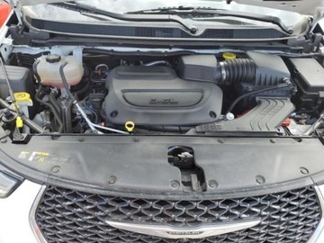 Chrysler Pacifica II 2022 Chrysler Pacifica Chrysler Pacifica Touring L 3.6 Benzyna 287KM, zdjęcie 11