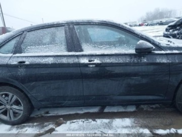 Volkswagen Jetta VI 2023 Volkswagen Jetta 2023r., 1.5L 1.5 Benzyna 158KM, zdjęcie 4