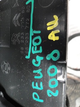 PEUGEOT 2008 II TUNEL CENTRÁLNÍ LOKETNÍ OPĚRKA