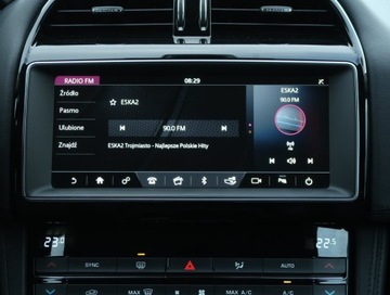 Jaguar F-Pace SUV 2.0 iD4 240KM 2019 Jaguar F-Pace 25d AWD, Salon Polska, Serwis ASO, zdjęcie 11