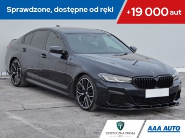 BMW Seria 5 G30-G31 Limuzyna 520d 190KM 2020 BMW 5 520d xDrive, Salon Polska, Serwis ASO