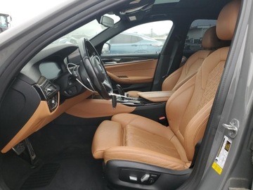 BMW Seria 5 G30-G31 2022 BMW Seria 5 540i 2022 3.0l 3.0 Benzyna 335KM, zdjęcie 7