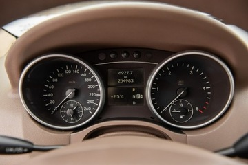 Mercedes Klasa M W164 Off-roader 3.0 V6 (320 CDI) 224KM 2008 Mercedes ML 320 4 Matic Full Opcja !, zdjęcie 31