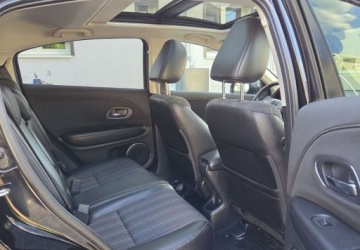 Honda HR-V II SUV 1.5 i-VTEC 130KM 2016 Honda HR-V Honda HR-V 1.5 Executive (ADAS) 1.5 Benzyna 130KM, zdjęcie 9