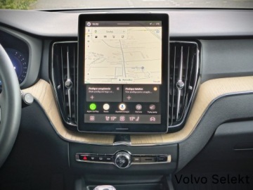 Volvo XC60 II 2025 Volvo XC 60 5B AWD Plus Dark LED BLIS ACC Pilot As, zdjęcie 16