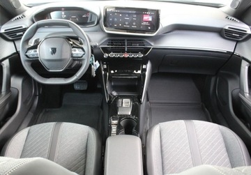 Peugeot 2008 II SUV Facelifting 1.2 PureTech 130KM 2024 Peugeot 2008 Allure Opcje EAT8 2024 Od RiA 1.2 Benzyna 130KM, zdjęcie 12