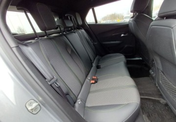 Peugeot 2008 II SUV Facelifting 1.2 Hybrid 145 145KM 2025 Peugeot 2008 95 1.2 mHEV 145 KM GT e-DCS6 I wl. GWARANCJA FV23, zdjęcie 32