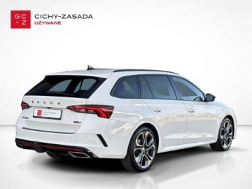 Skoda Octavia IV RS Kombi 2.0 TDI SCR 200KM 2022 Skoda Octavia RS Combi 200KM TDI DSG Hak Virtual LED Matrix WEBASTO VAT23, zdjęcie 4