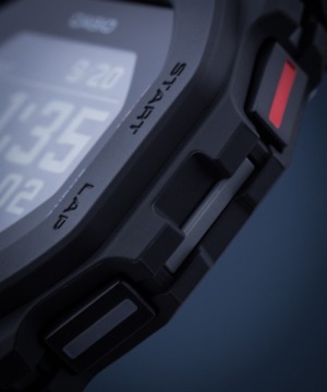 Часы Casio G-SHOCK G-Squad Bluetooth Sync Step