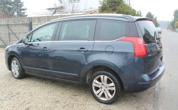 Peugeot 5008 I Minivan Facelifting 1.6 BlueHDi 120KM 2015 Peugeot 5008 1.6 Diesel 120KM, zdjęcie 3